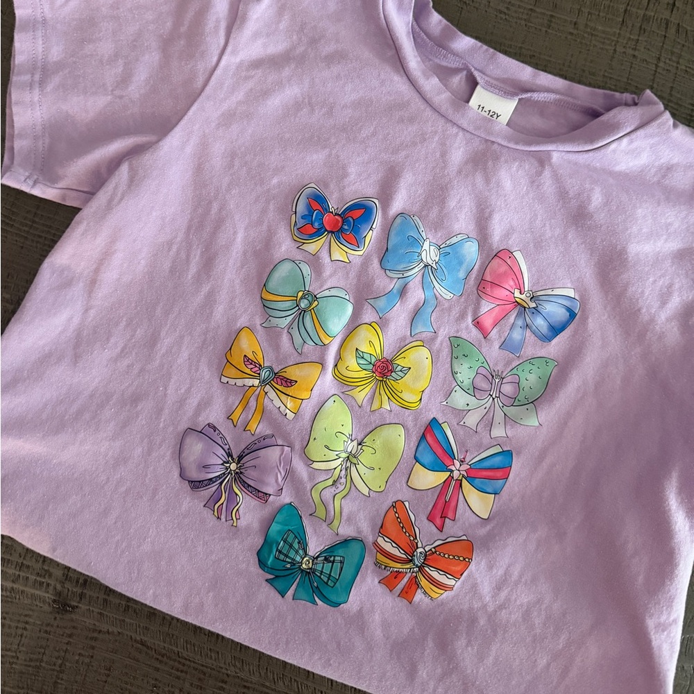 Lilac Bow Graphic Kids' T-Shirt